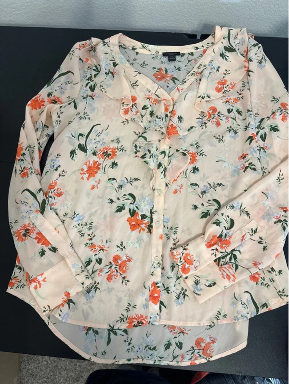 Ann Taylor floral blouse shirt top M